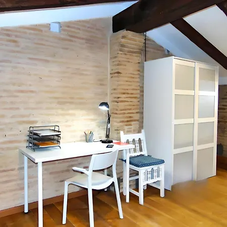 Casita Con Terraza En Cabanyal Valencie